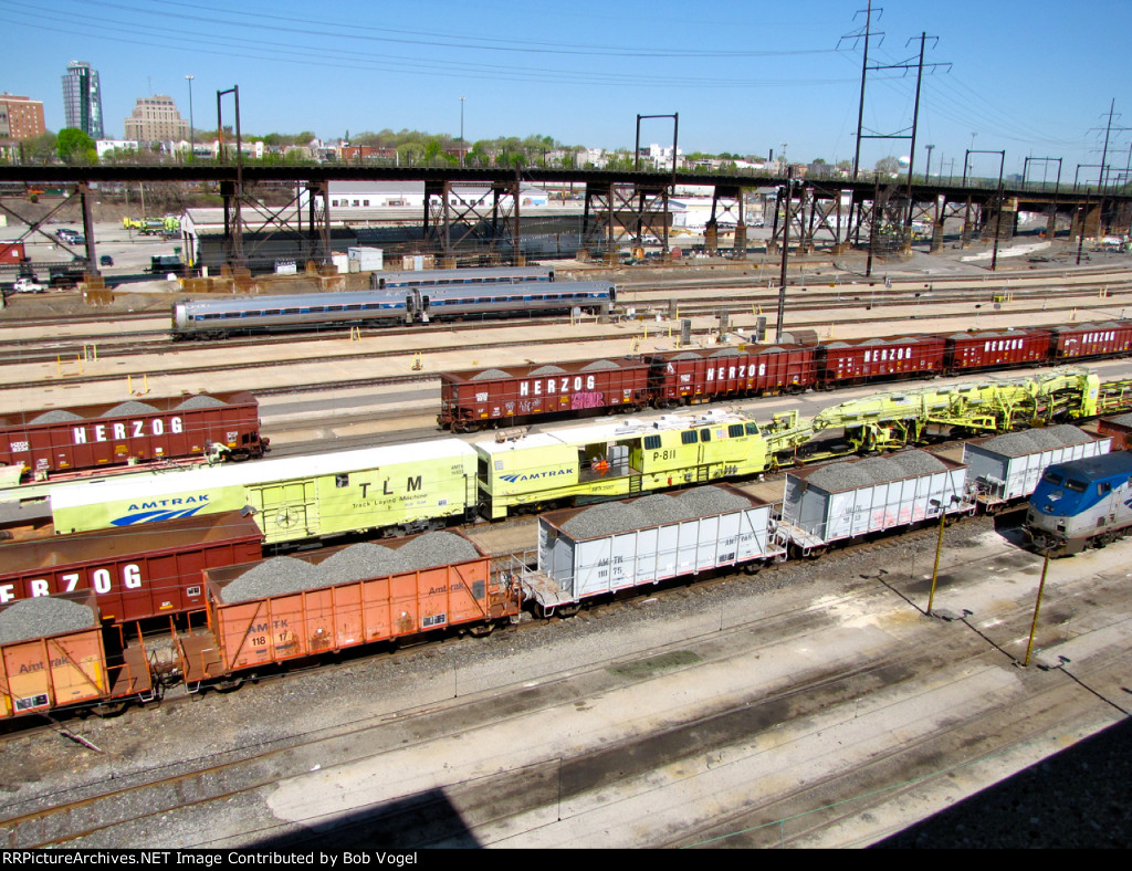 Track Laying Machine